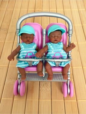 ✨SUPER RARE TWINS NEW Zuru Mini Brands Series 2 Boy Twins in double stroller✨